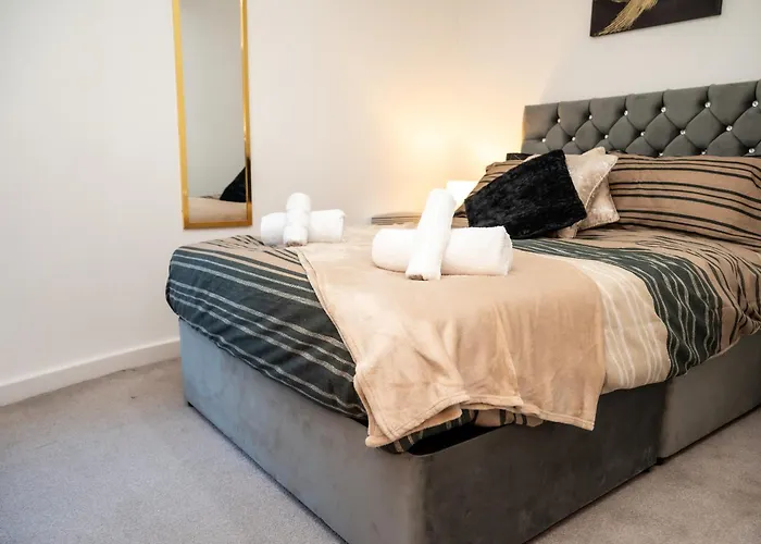 Corporate-friendly 2br In Leeds, Near Kirkstall Shopping Centre Appartamento Leeds (West Yorkshire)